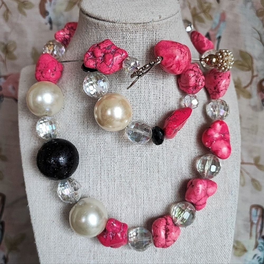 Pink Dyed Howlite Heavy Chunky Stone Faux Pearl Glass Bead Necklace and Bracelet